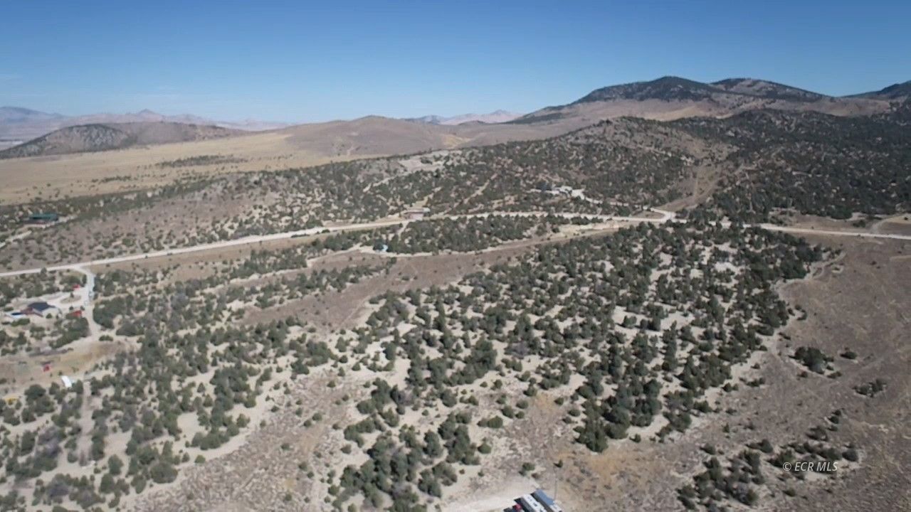 Rainbow Road Property Photo 3