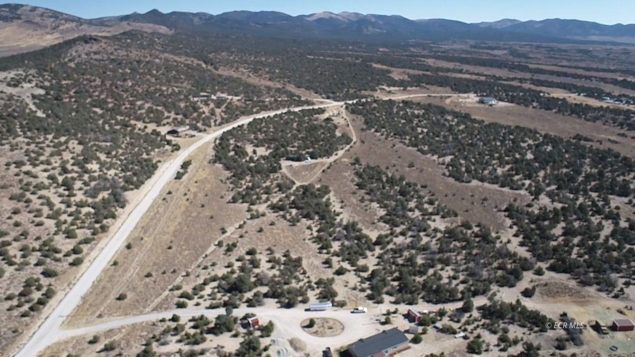 Rainbow Road Property Photo 4