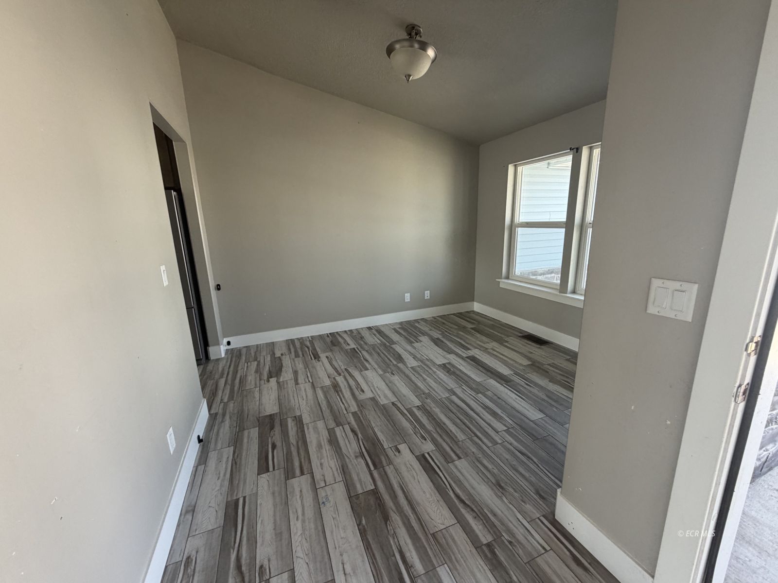 618 Tasha Way Property Photo 3