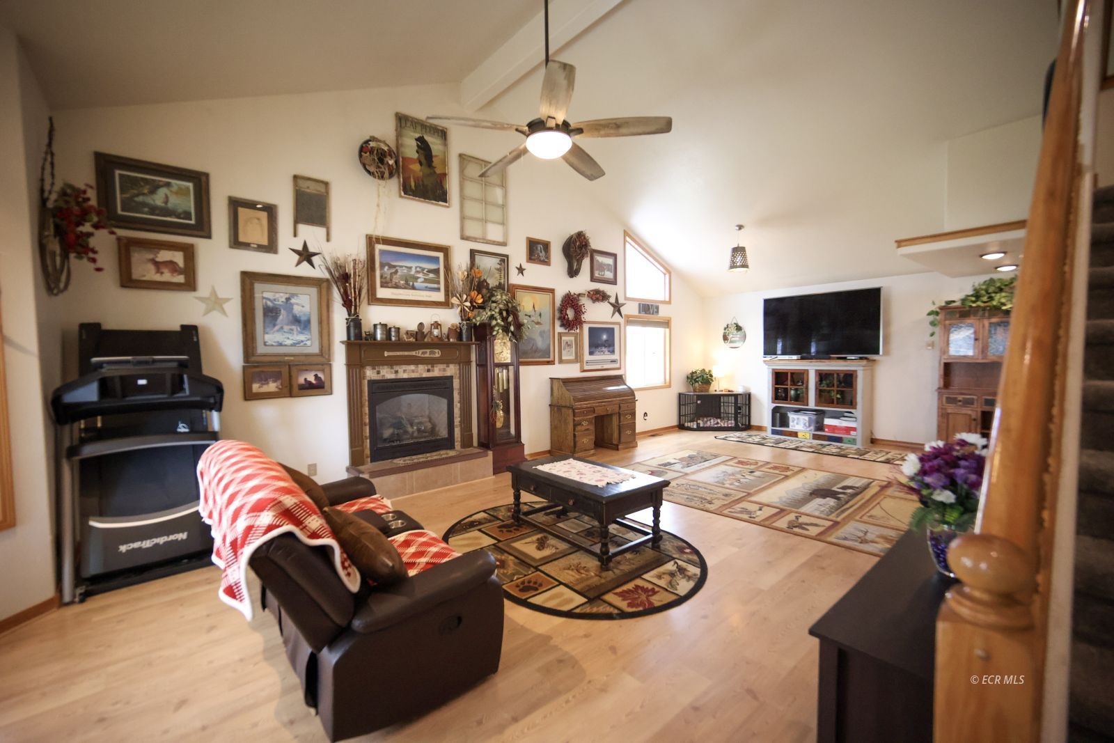 530 Shadybrook Drive Property Photo 11