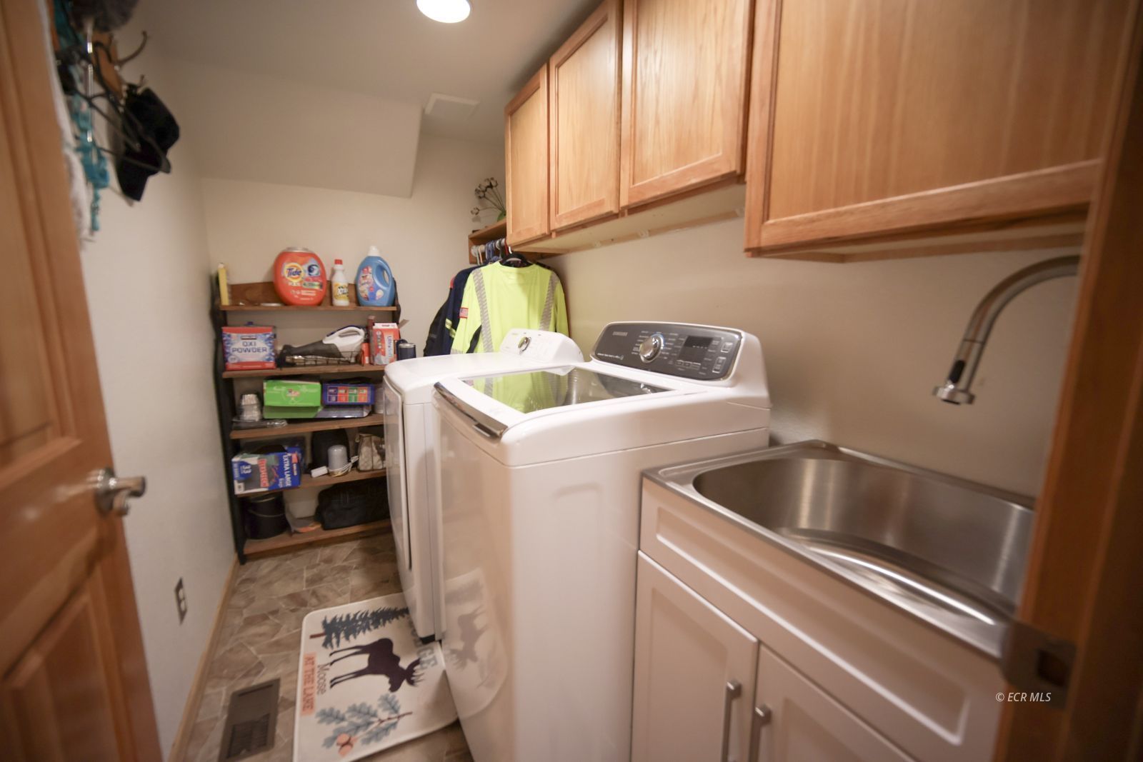 530 Shadybrook Drive Property Photo 21
