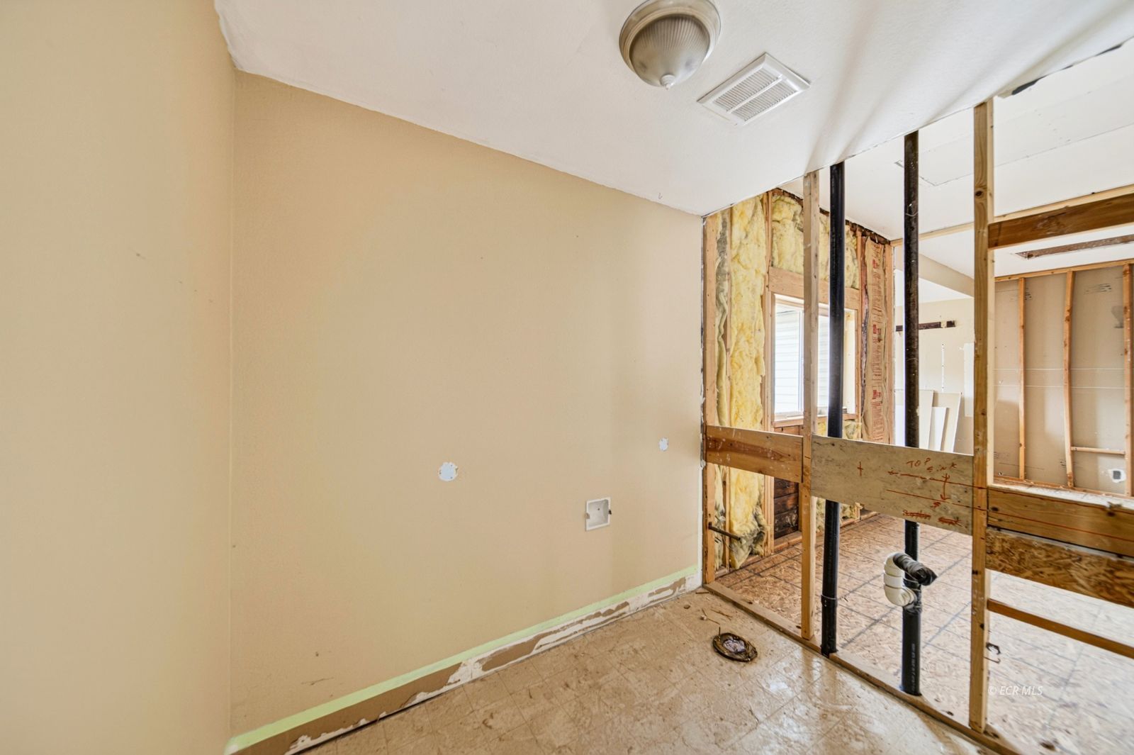 123 2nd Street Property Photo 16