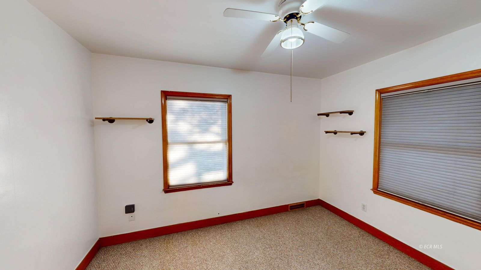 575 12th Street Property Photo 7