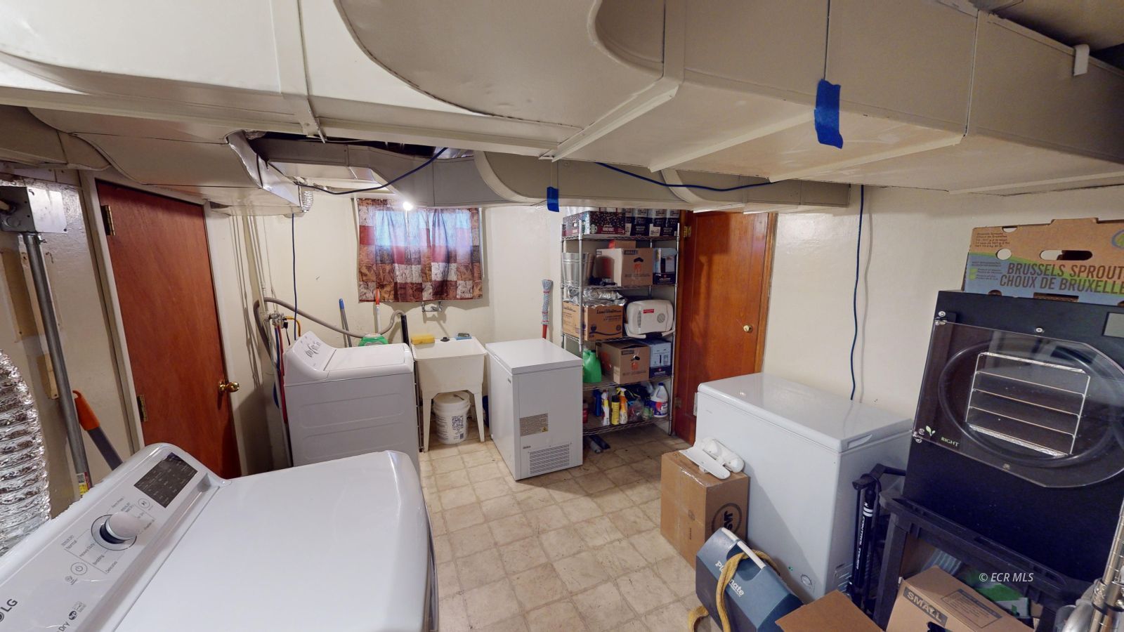 575 12th Street Property Photo 16