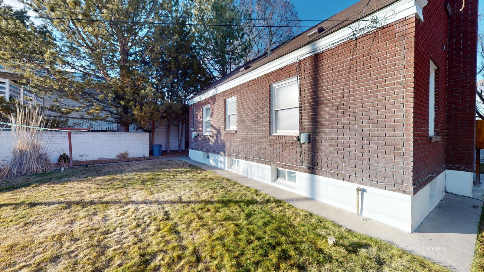 575 12th Street Property Photo 18