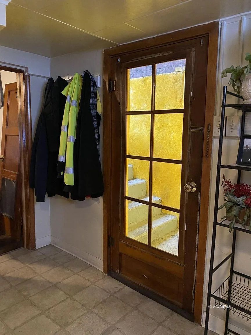 575 12th Street Property Photo 19