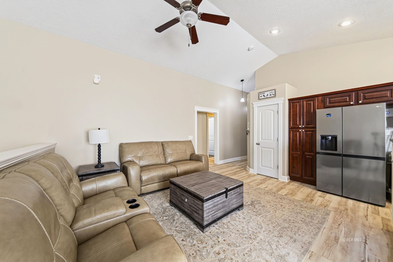 3531 Boulder Creek Property Photo 4