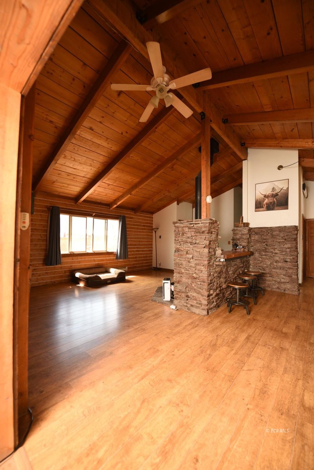 458 Lawndale Drive Property Photo 8