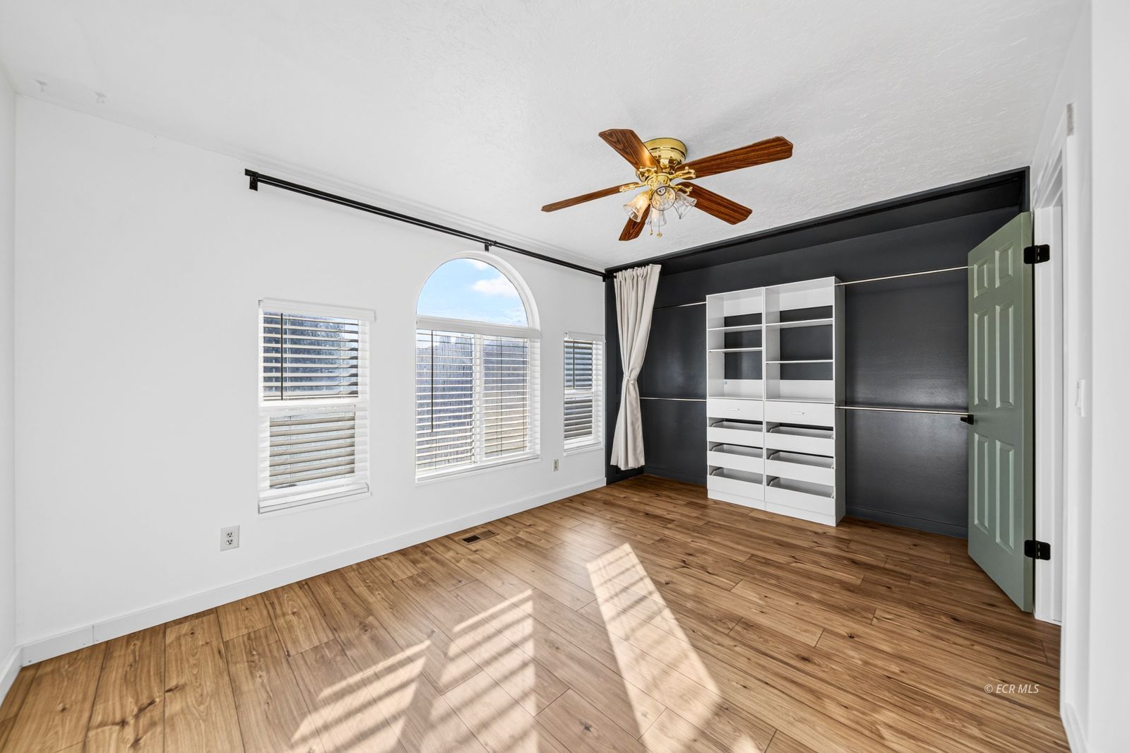 2210 Clearwater Court Property Photo 14