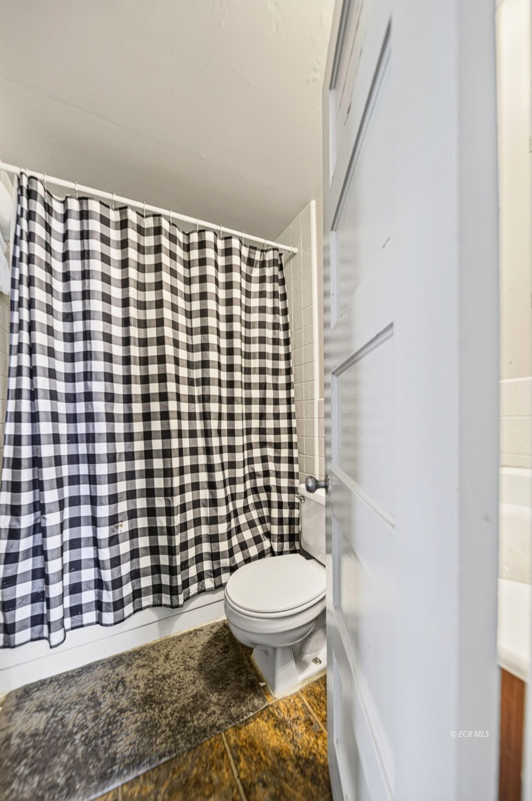 671 Ouderkirk Avenue Property Photo 22
