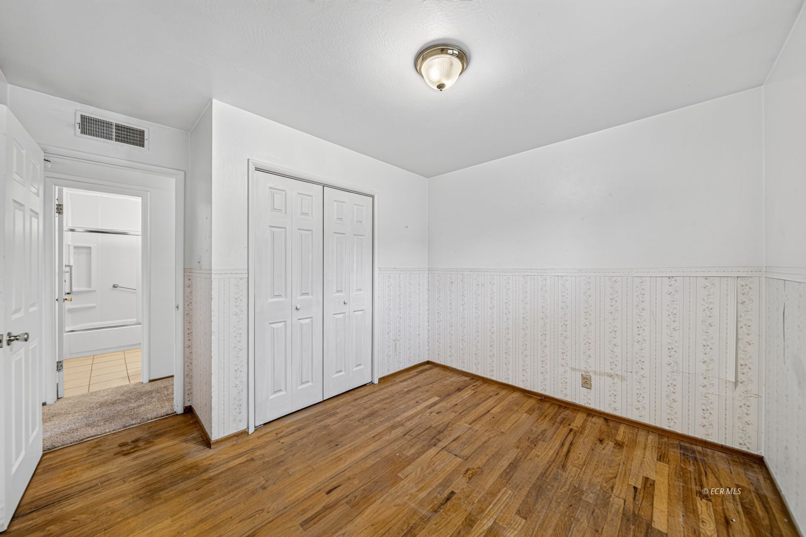 378 Willow Street Property Photo 18
