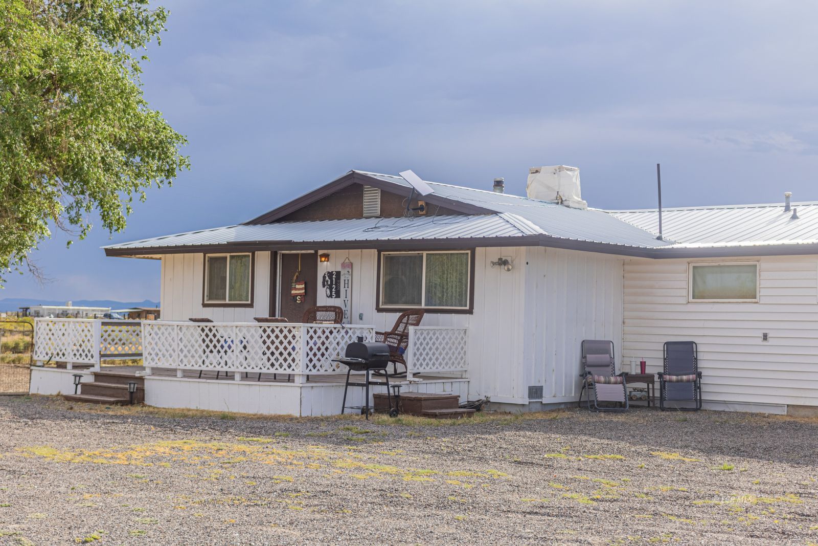 2125 1600 East Property Photo 3