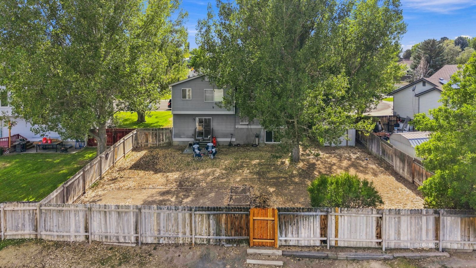 2424 Rodeo Court Property Photo 31