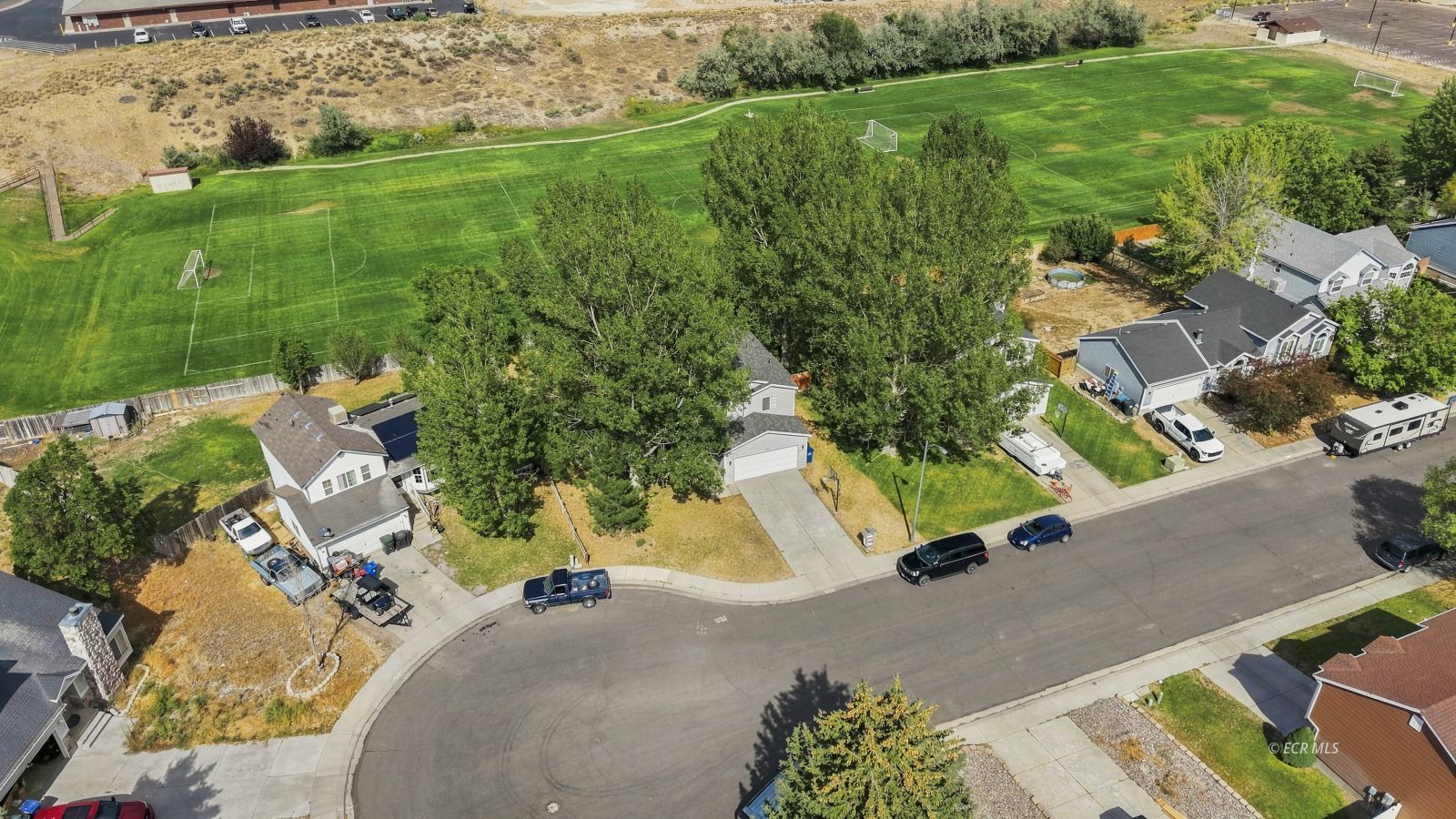2424 Rodeo Court Property Photo 33