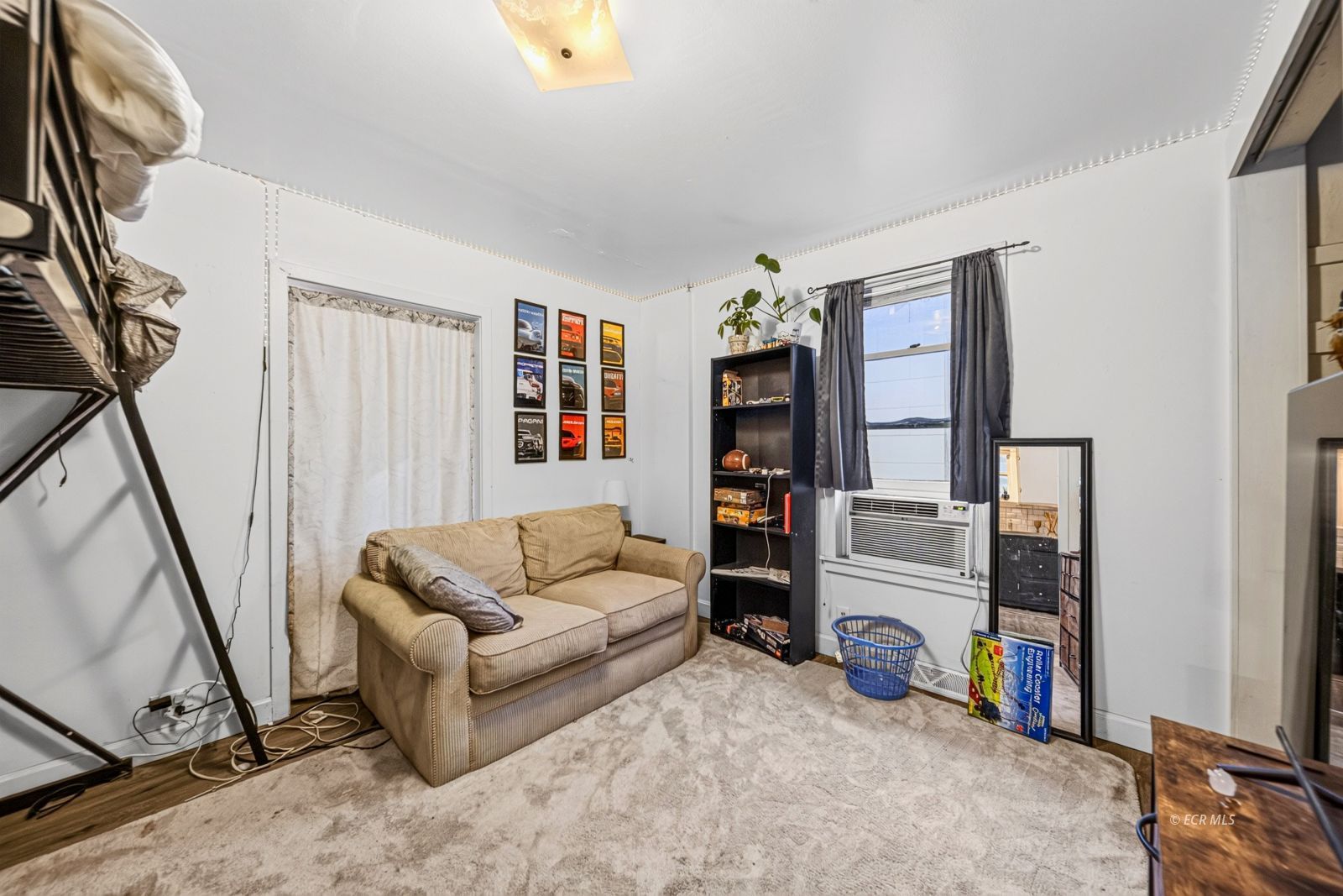 841 Pine Street Property Photo 12