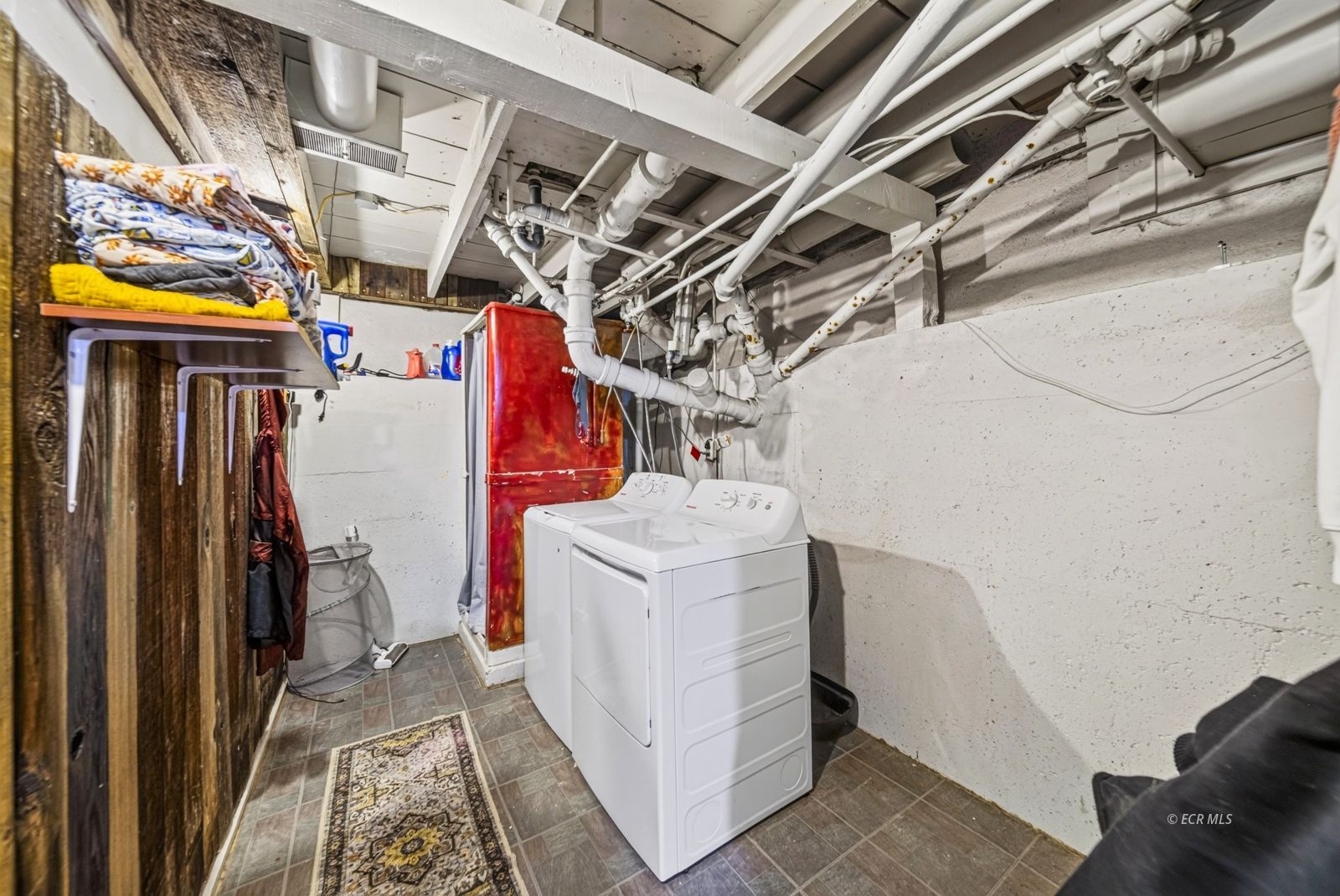 841 Pine Street Property Photo 18