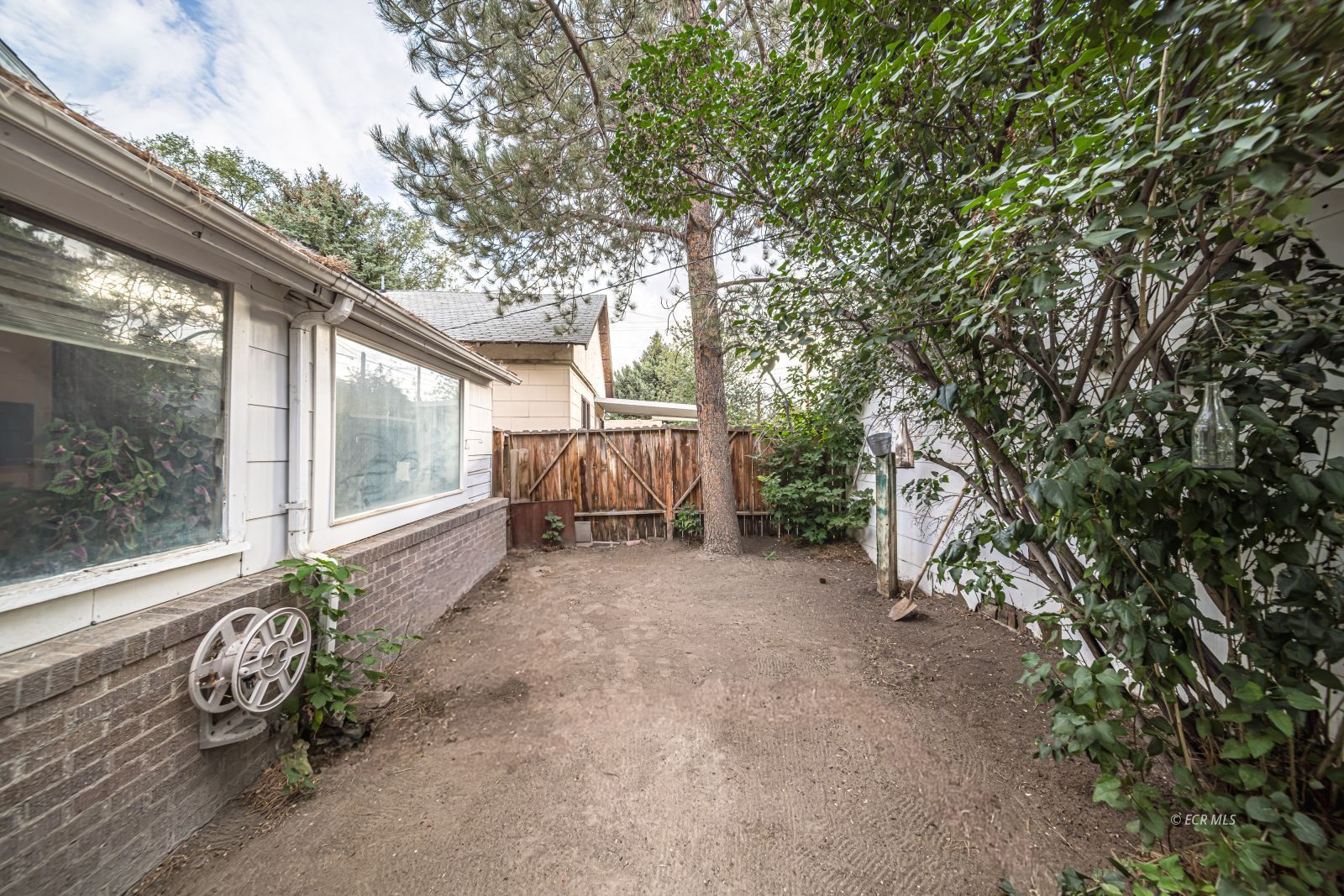 841 Pine Street Property Photo 20