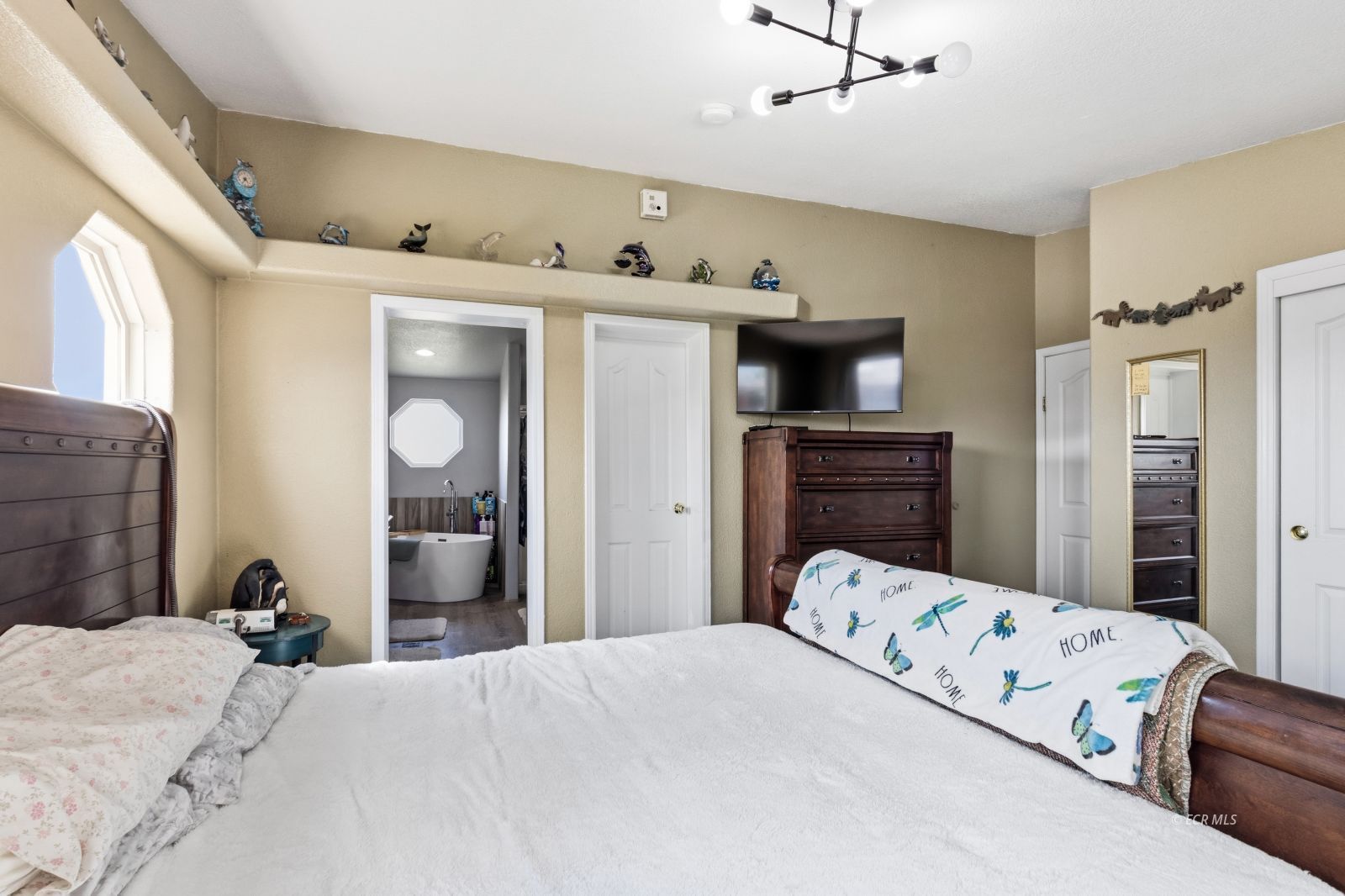 761 Clover Drive Property Photo 12