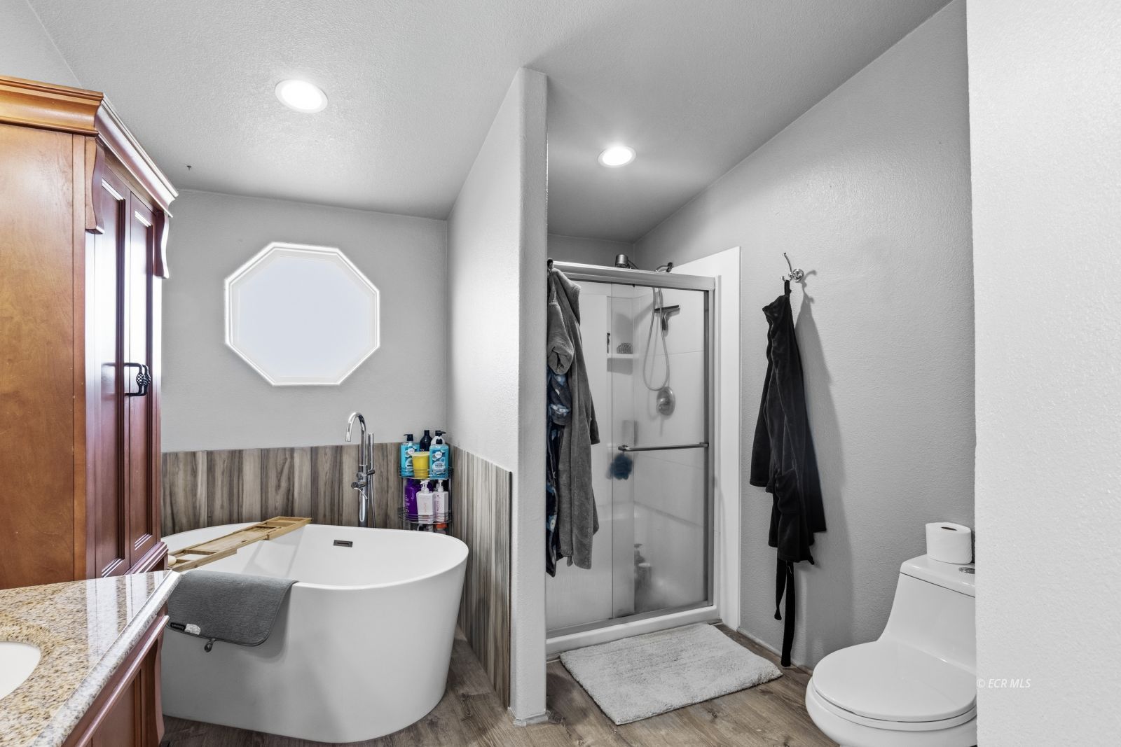 761 Clover Drive Property Photo 15