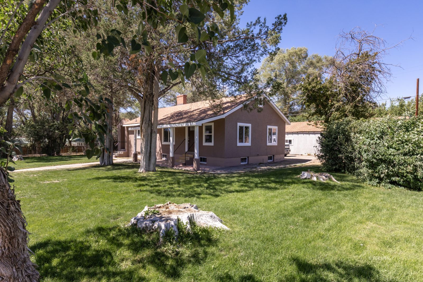 699 Elm Street Property Photo 2