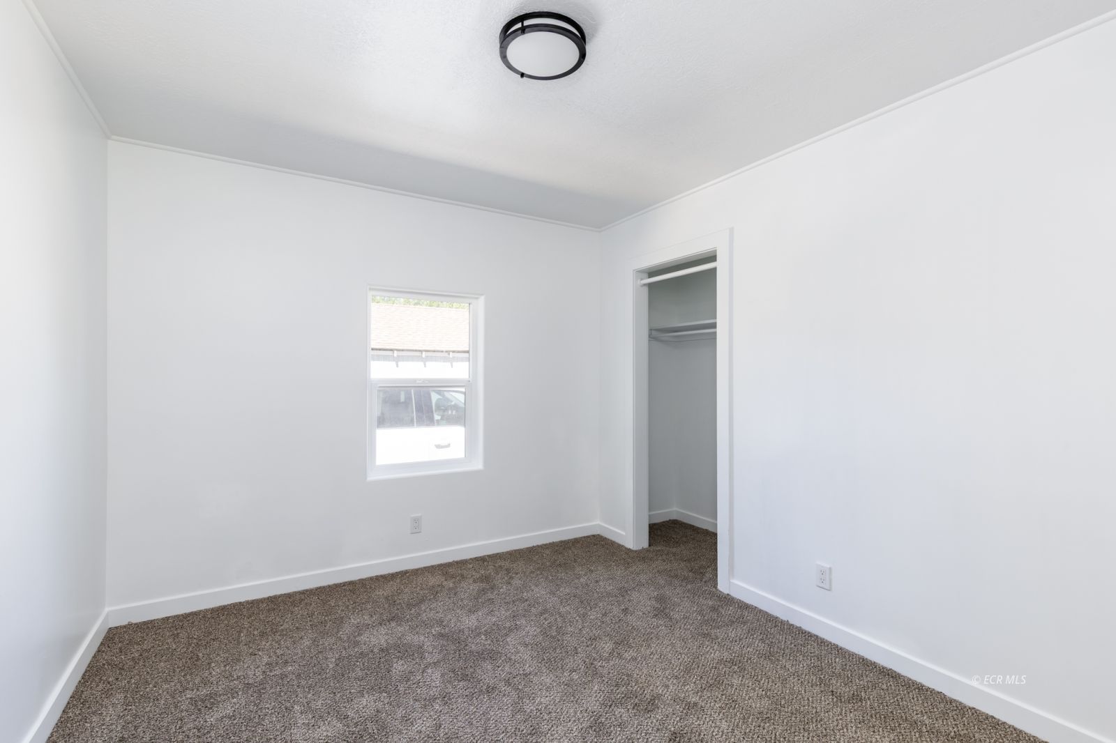 699 Elm Street Property Photo 22