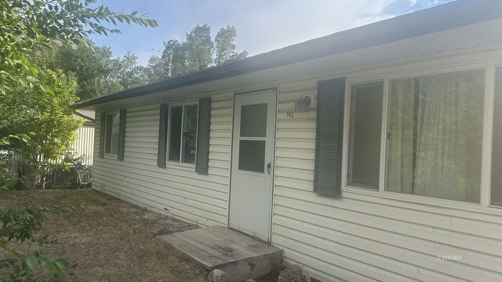 862 9th Street Property Photo 1
