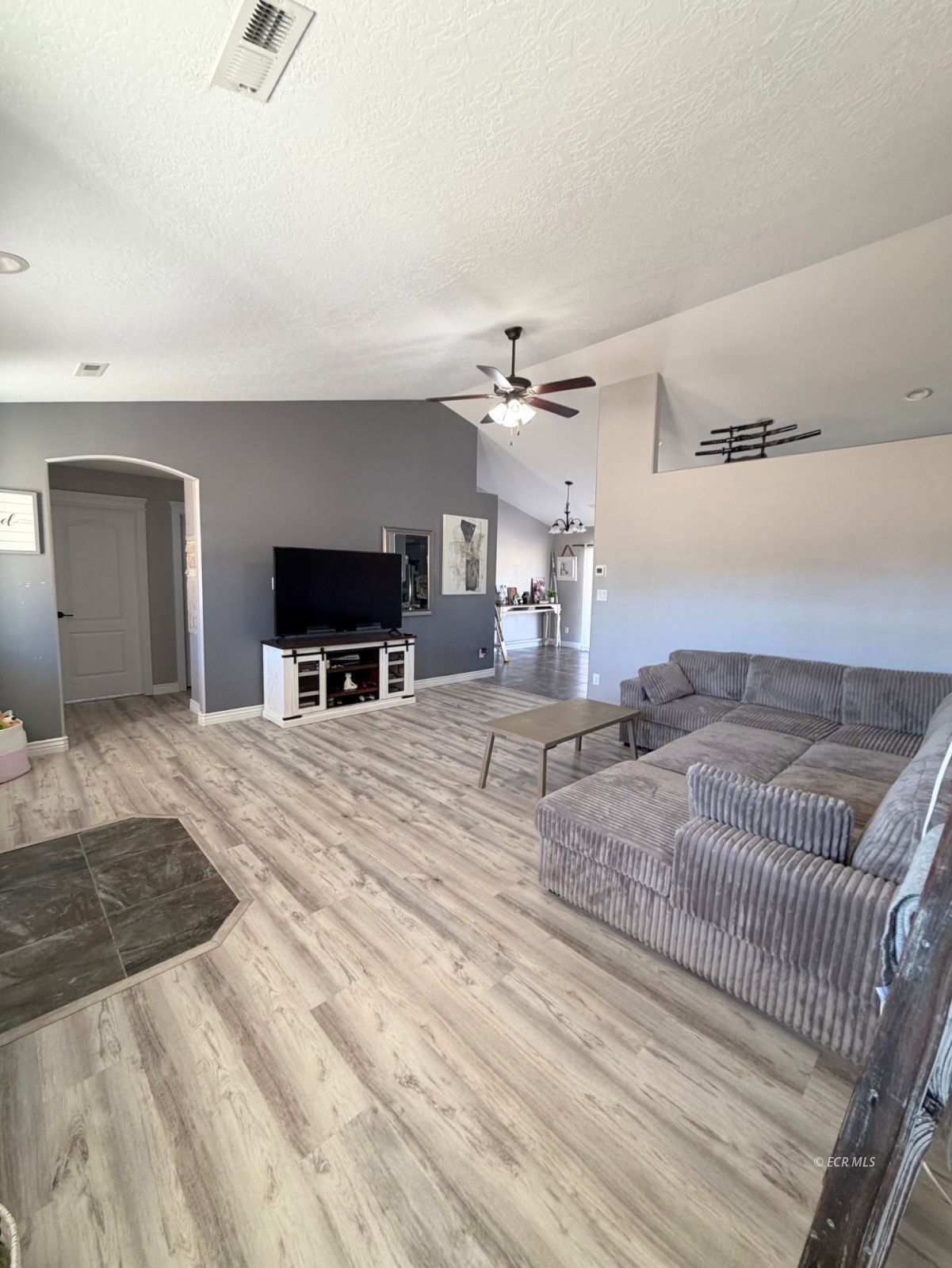 971 Alpine Drive Property Photo 8