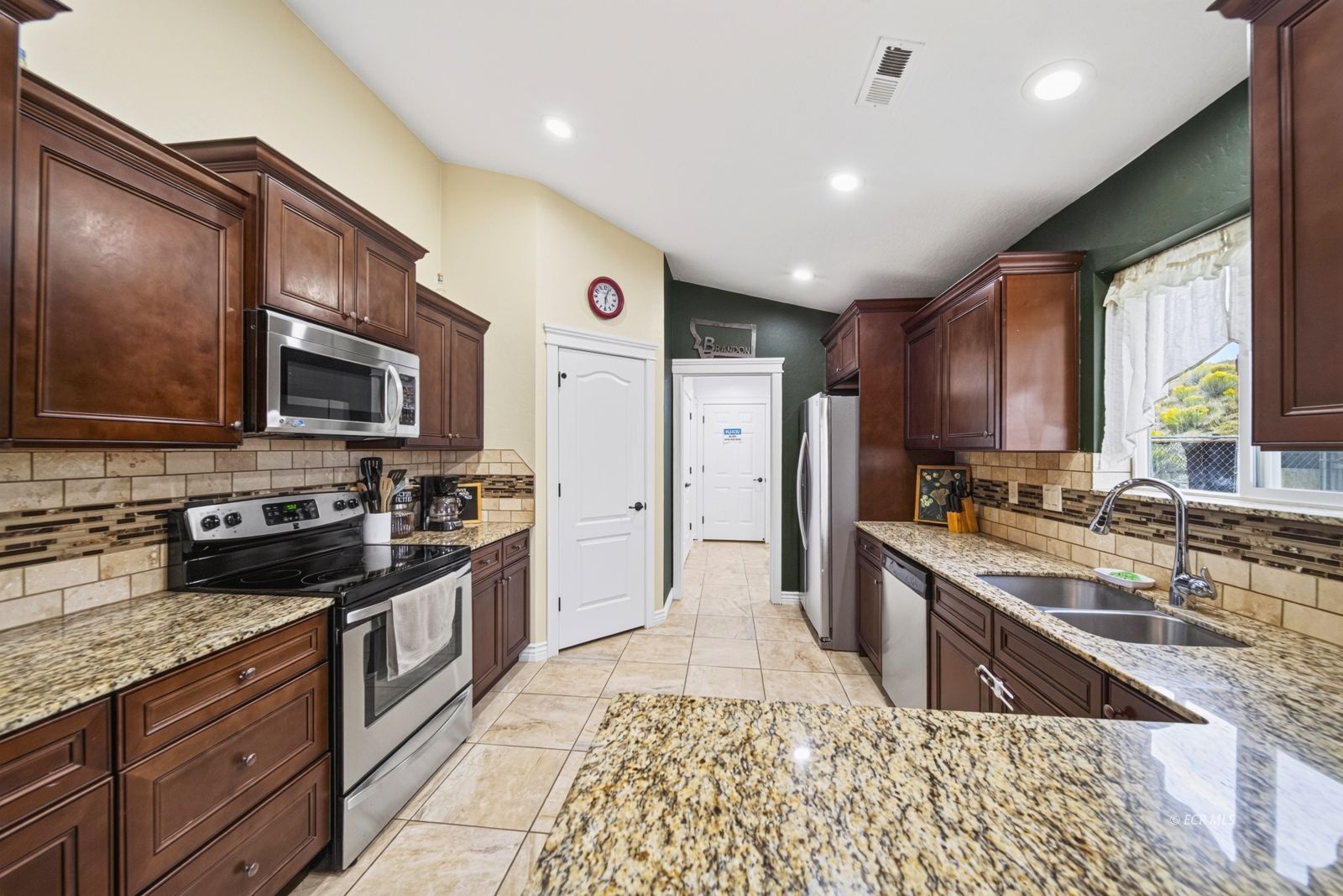 488 Frisco Drive Property Photo 17