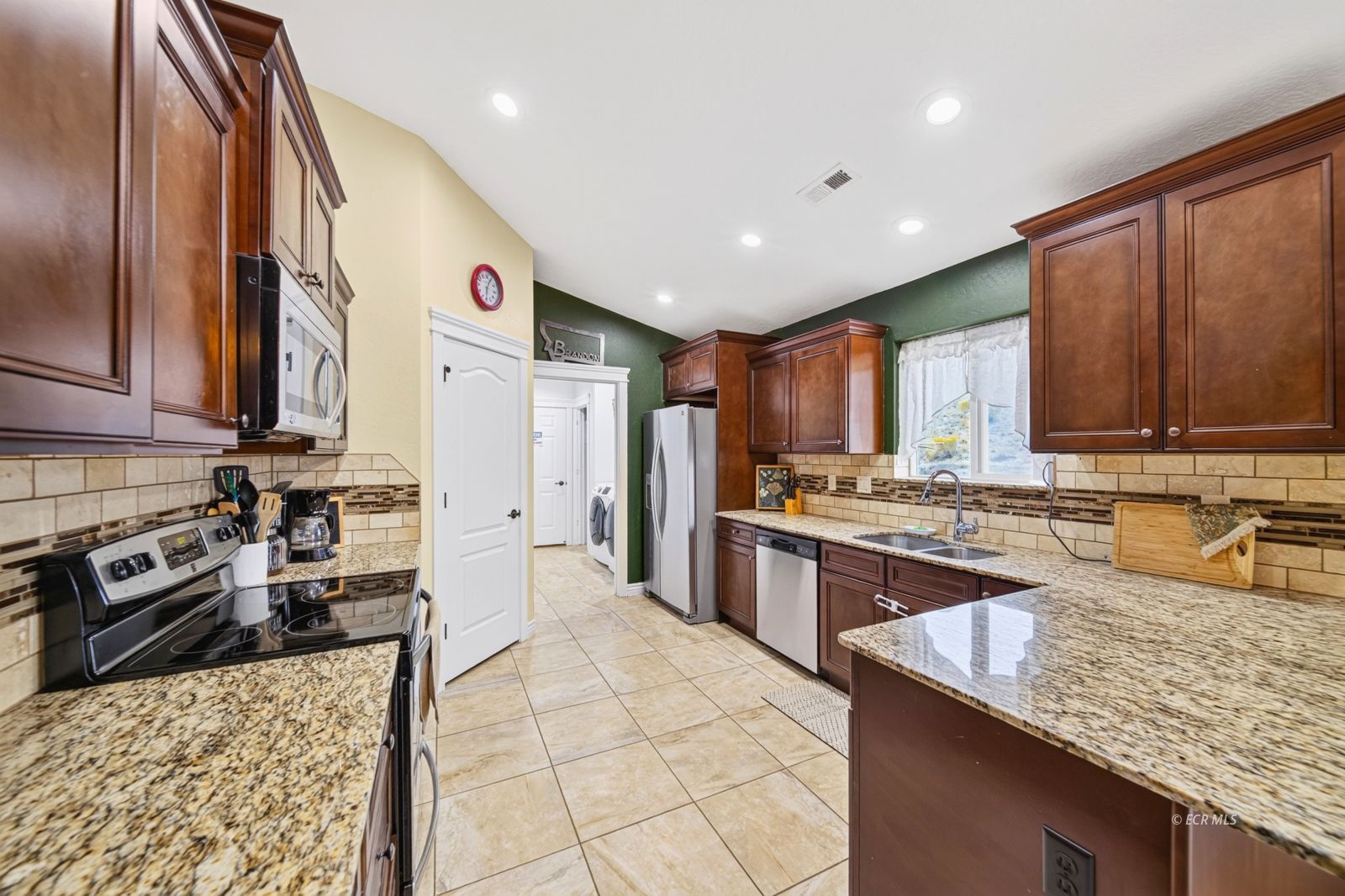 488 Frisco Drive Property Photo 18