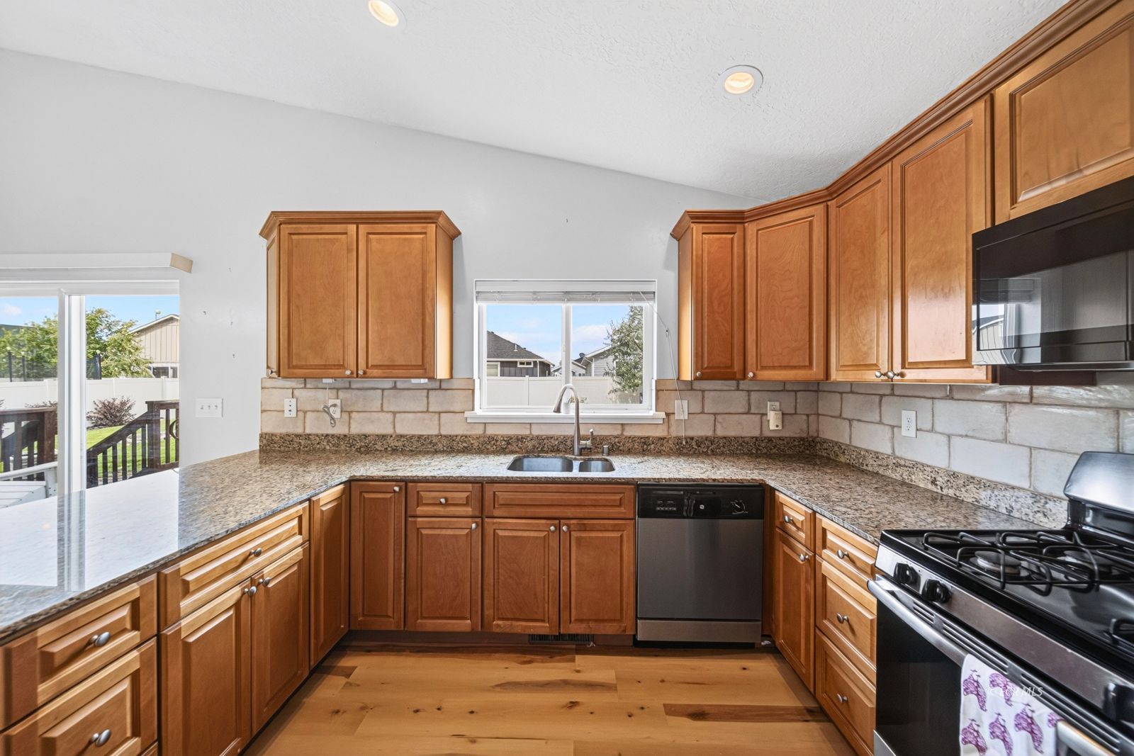 1730 Flagstone Drive Property Photo 12