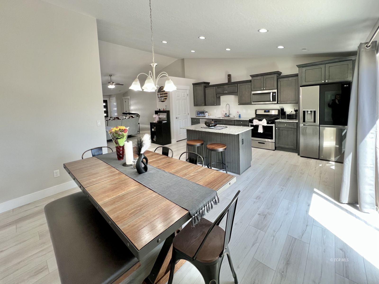 1764 Granite Drive Property Photo 8
