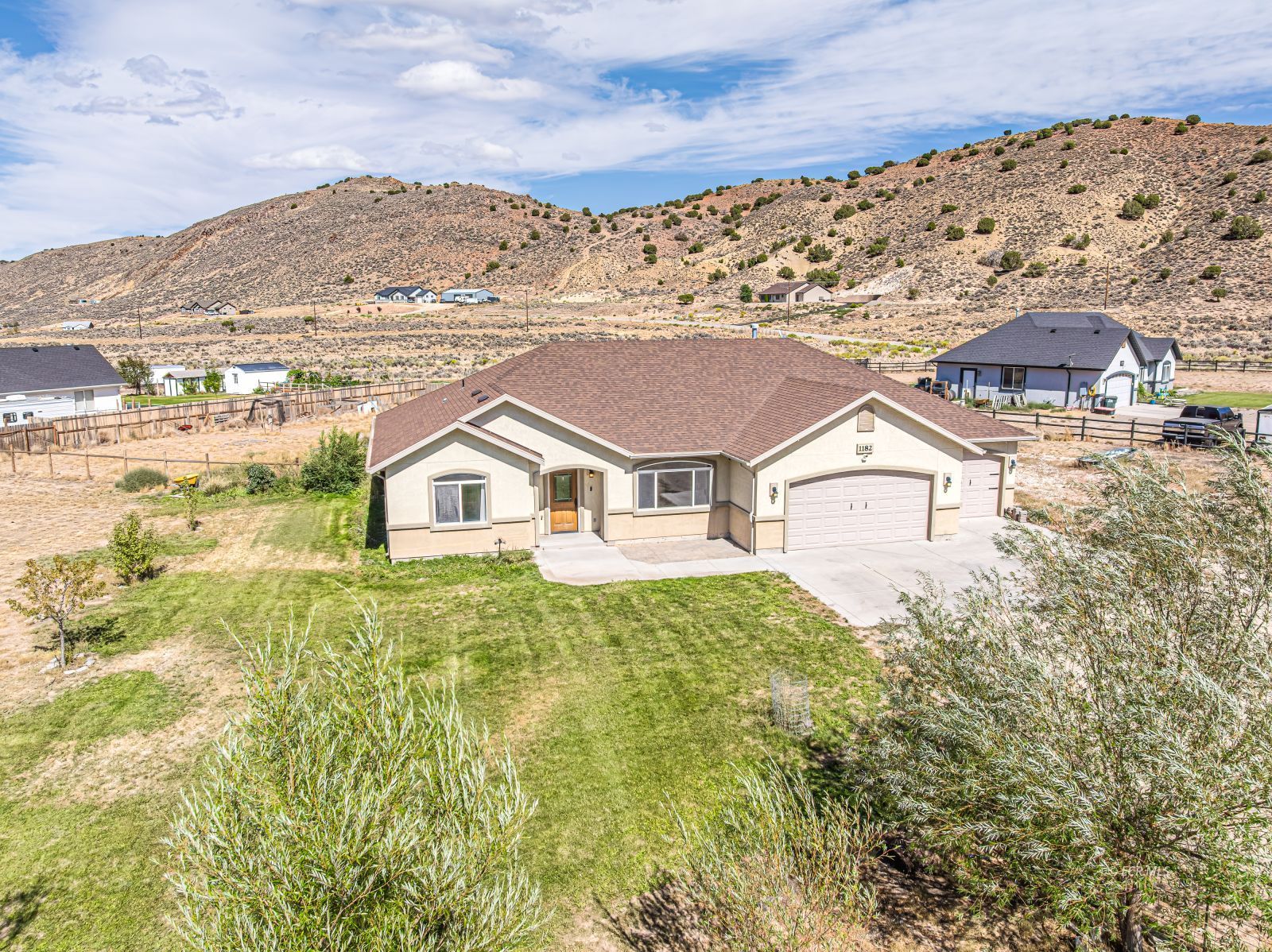 1182 Dry Creek Trail Property Photo 3