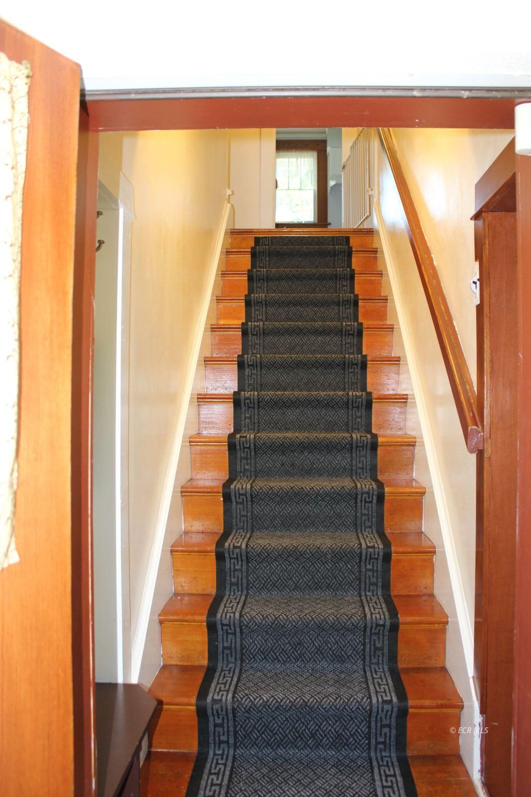 148 W Pine Street Property Photo 7