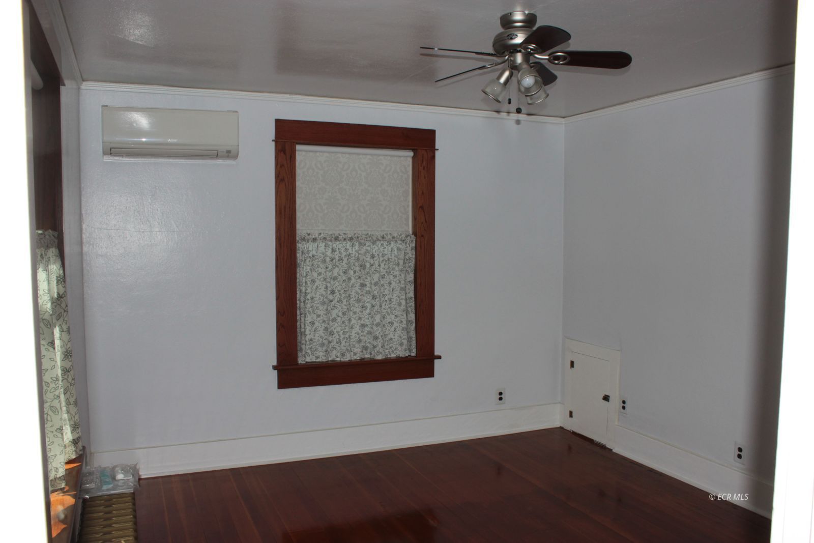 148 W Pine Street Property Photo 37