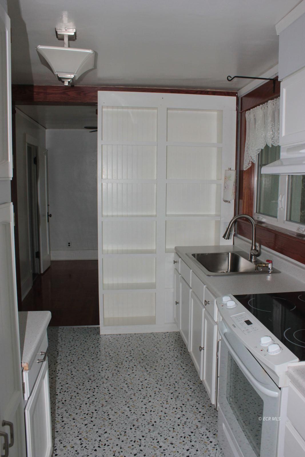 148 W Pine Street Property Photo 40