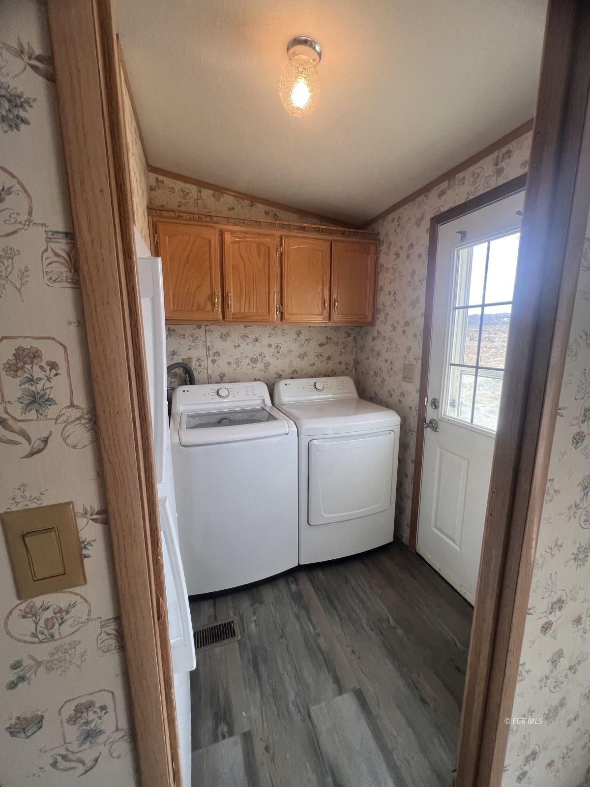 770 W 244th N Street Property Photo 14