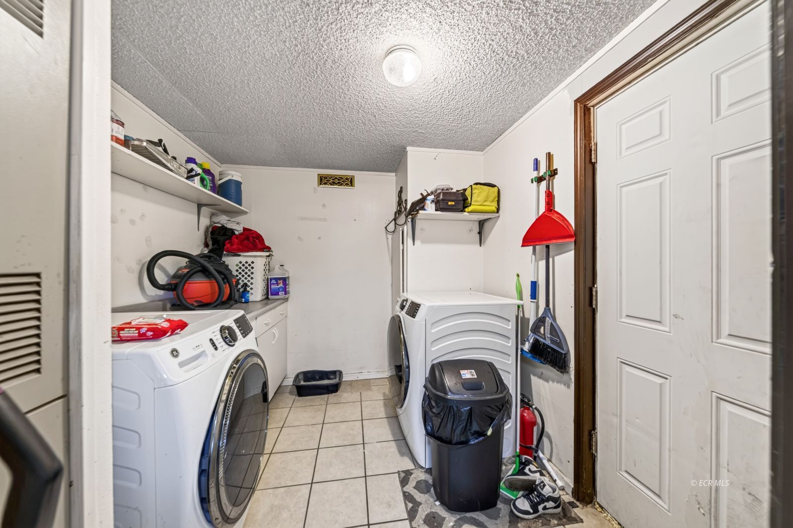 102 Licht Parkway Property Photo 18