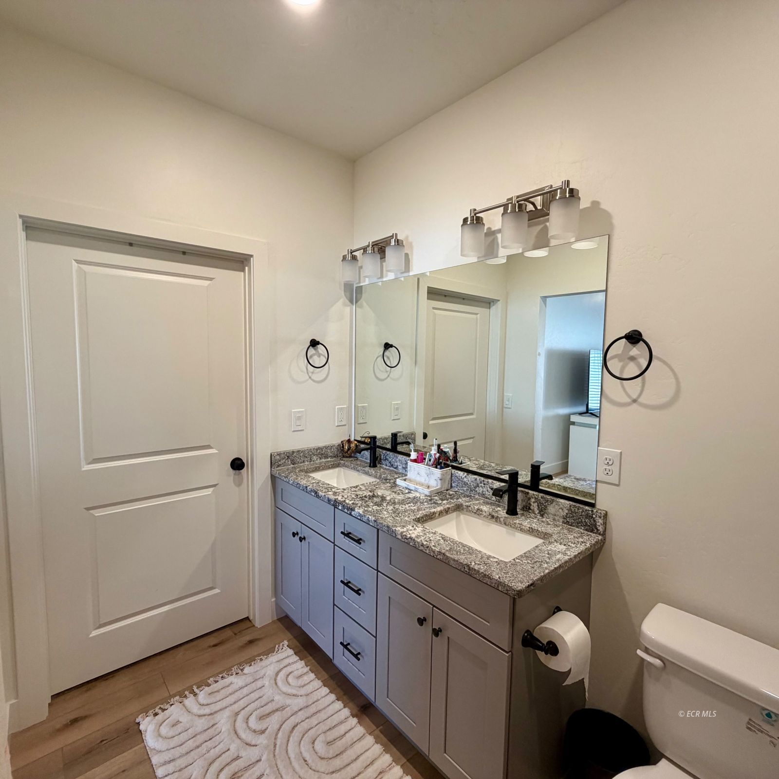 2982 Eleanor Court Property Photo 13