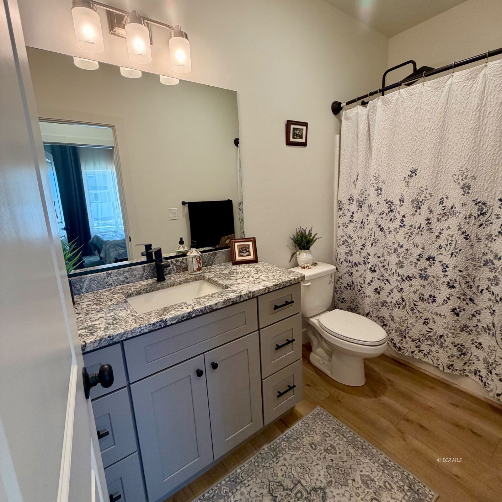 2982 Eleanor Court Property Photo 16