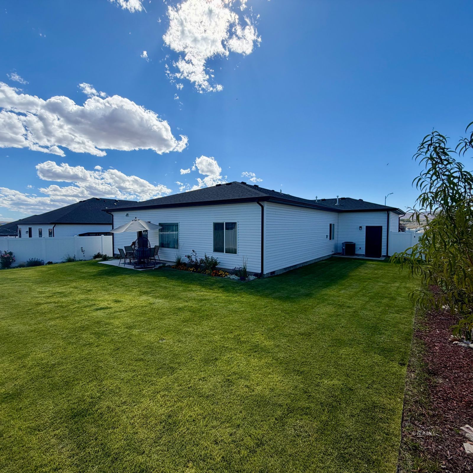 2982 Eleanor Court Property Photo 21