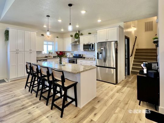 117 Lawndale Drive Property Photo 8