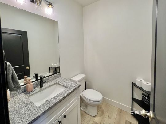 117 Lawndale Drive Property Photo 17