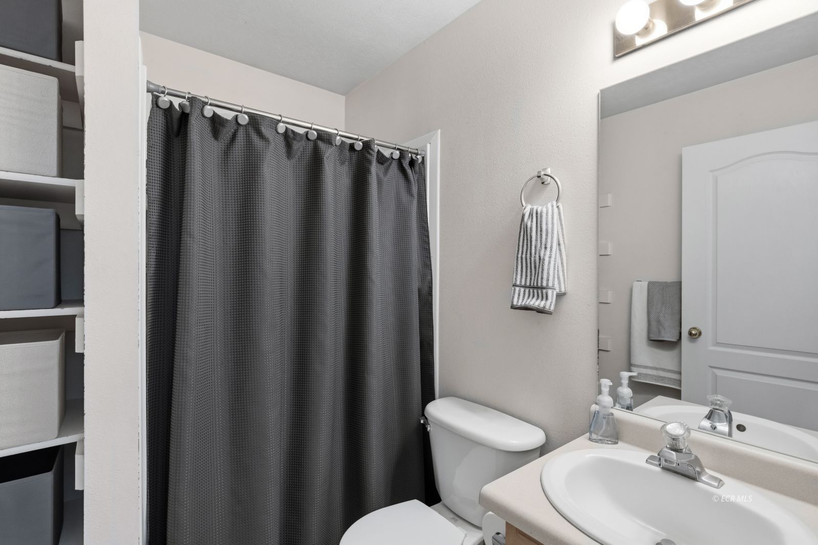 1606 Alans Place Property Photo 13