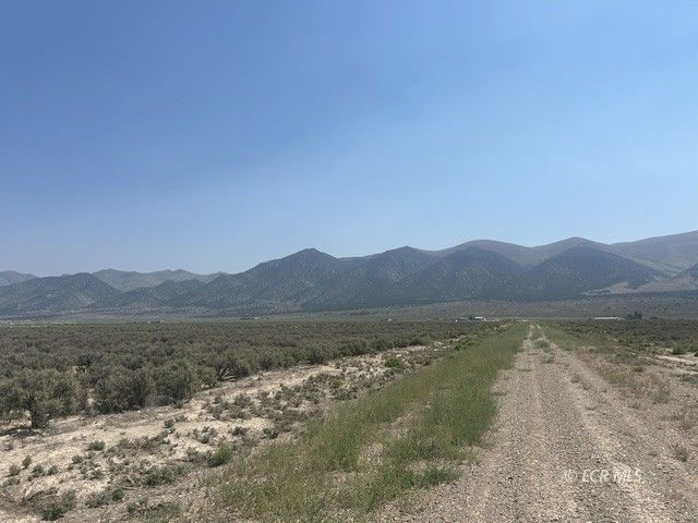 Gitla Ave Property Photo 5