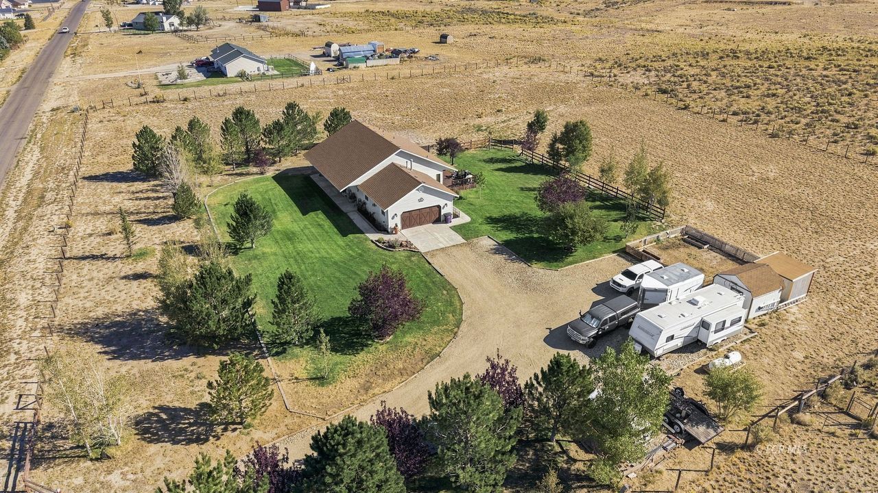 566 Diamondback Drive Property Photo 37