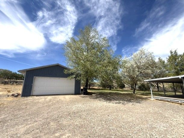 2393 Cree Avenue Property Photo 4
