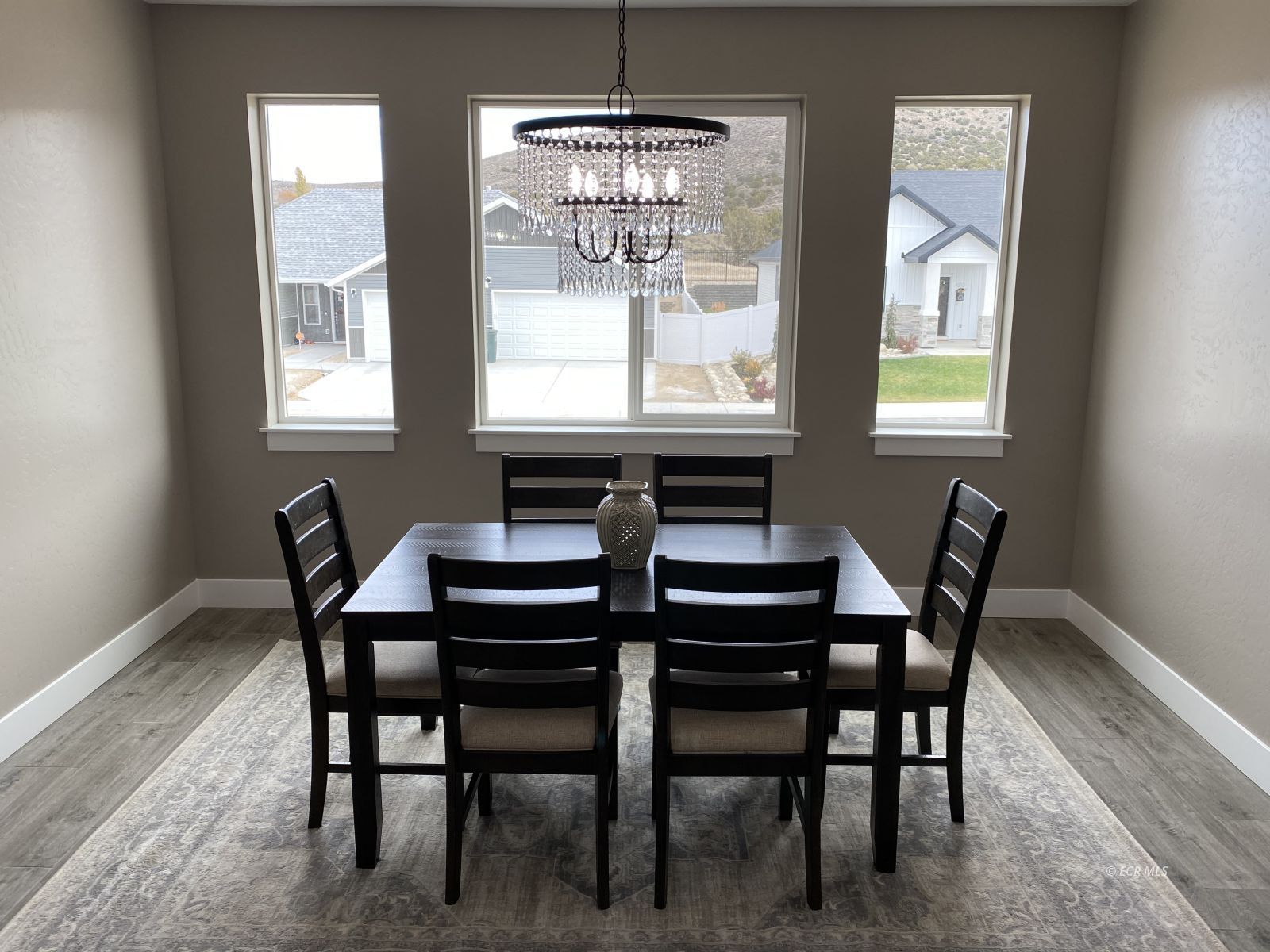 652 Spring Creek Parkway Property Photo 10