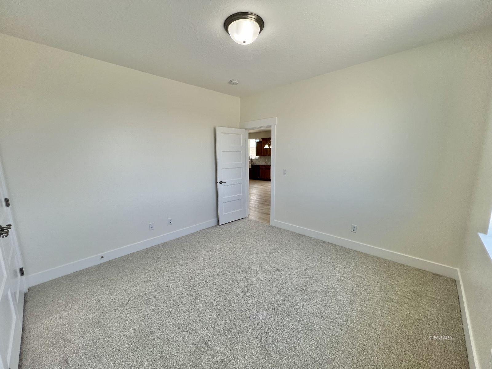 327 Lookout Drive Property Photo 15
