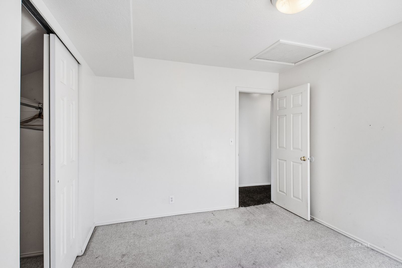 2110 Colonial Drive Property Photo 19