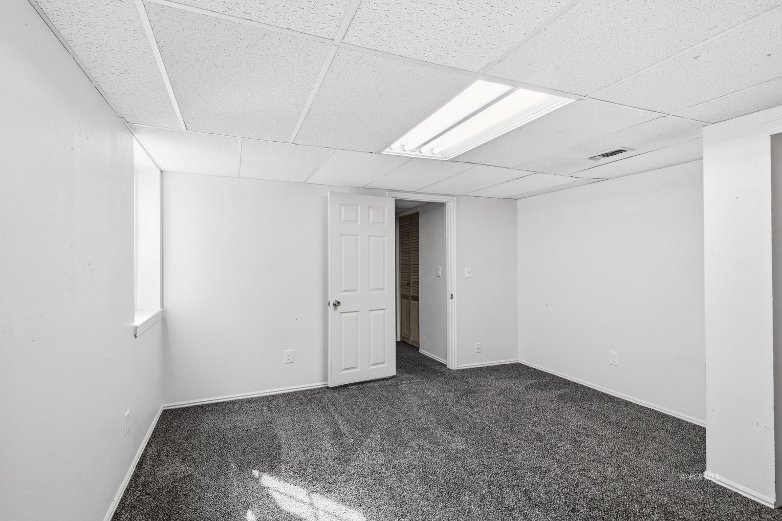 2110 Colonial Drive Property Photo 31